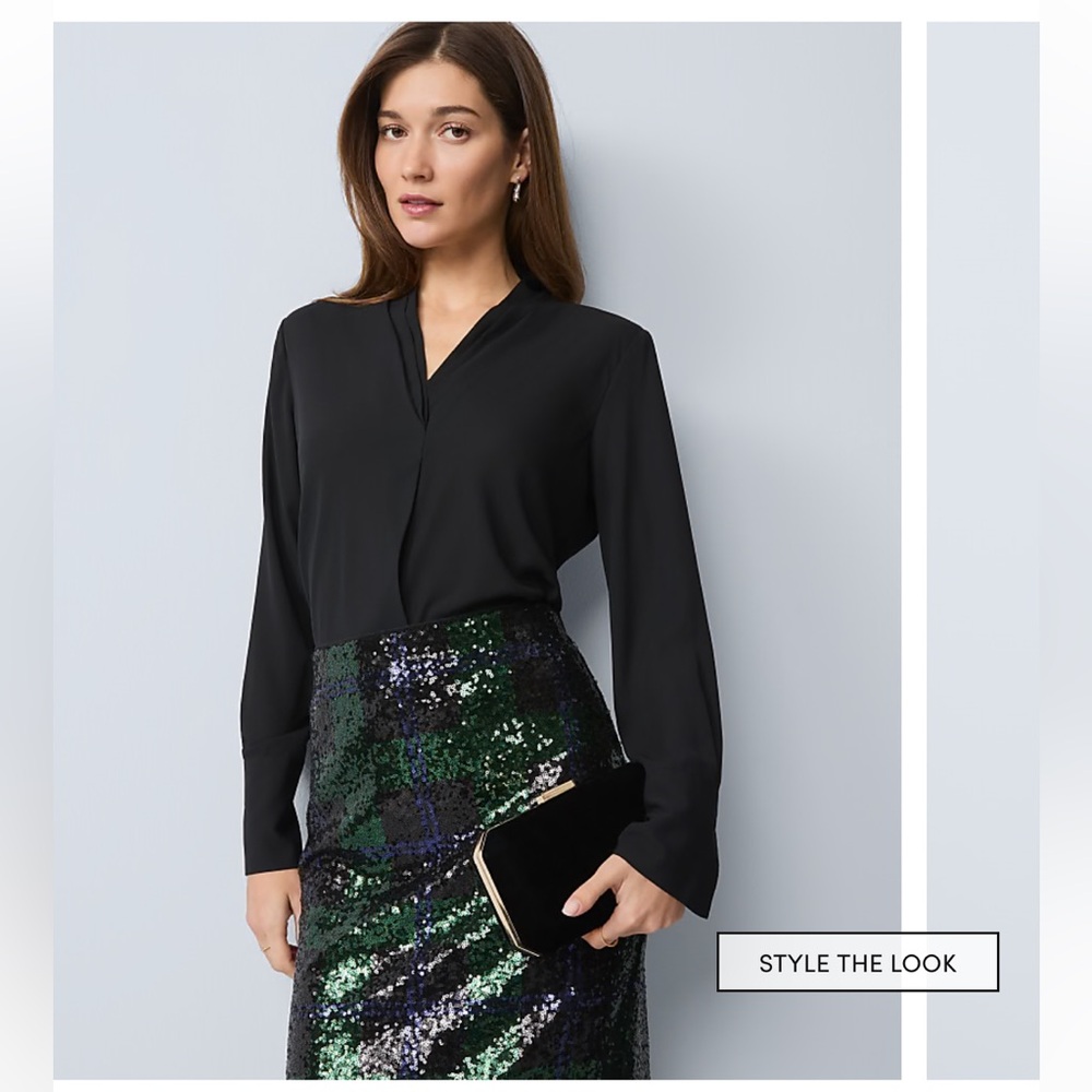 NWT Ann Taylor Black Pleat Neck Blouse XXL